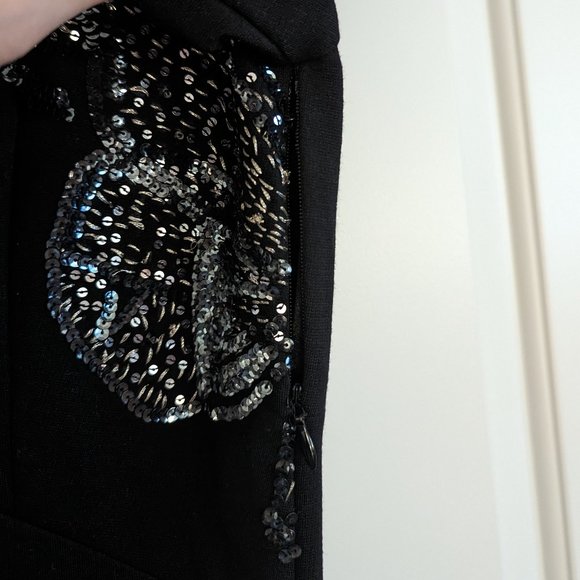 Sequin Black Short-Sleeve Bodycon Dress - Picture 5 of 7